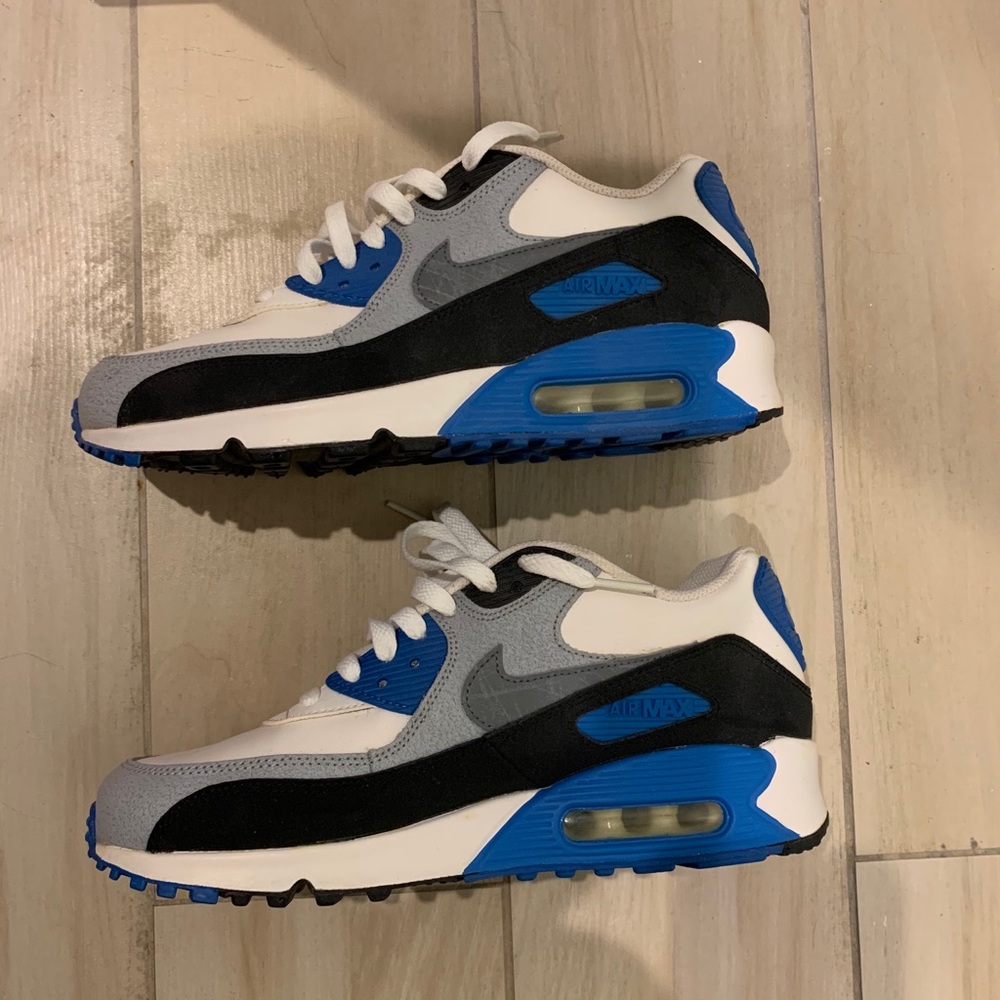 Air Max 90 Blue and White